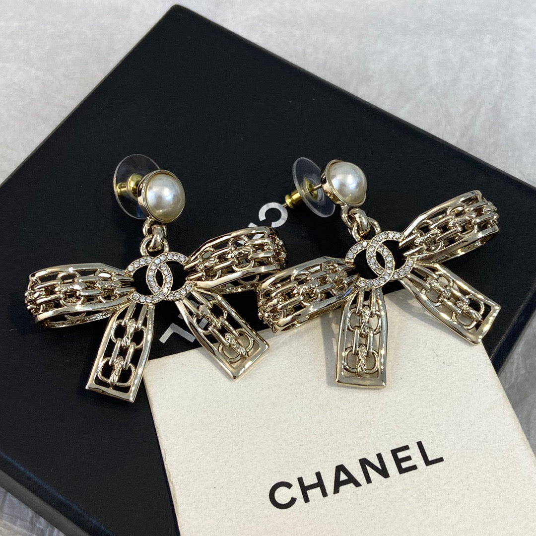 Chanel Gold Bowknot Earrings